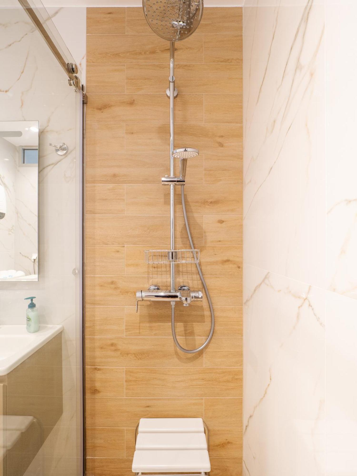 Alexandras Luxury Heaven Apartment